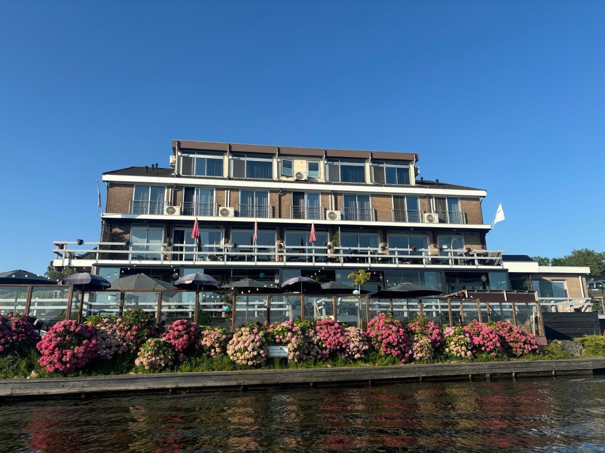 Hotel Aan De Linge Kedichem Exterior photo